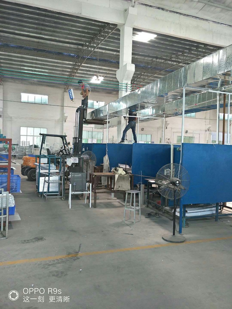 安裝風(fēng)管 安裝風(fēng)管